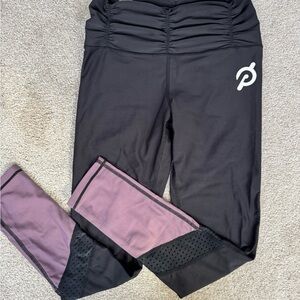Peloton Women’s leggings - black and purple - like new